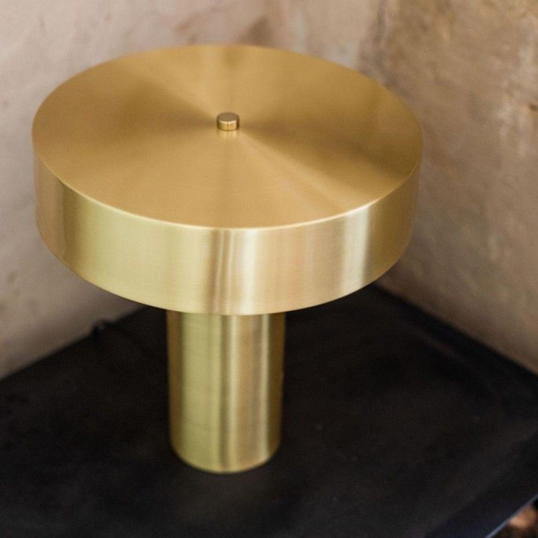 KARL TABLE LAMP