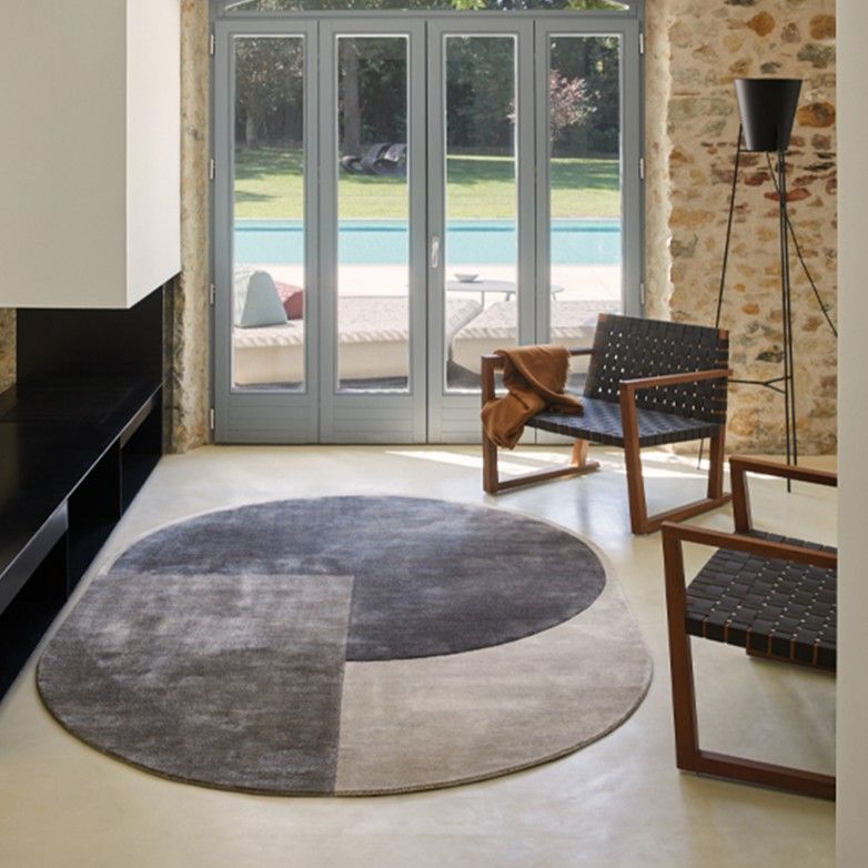 OVAL ROUND RUG