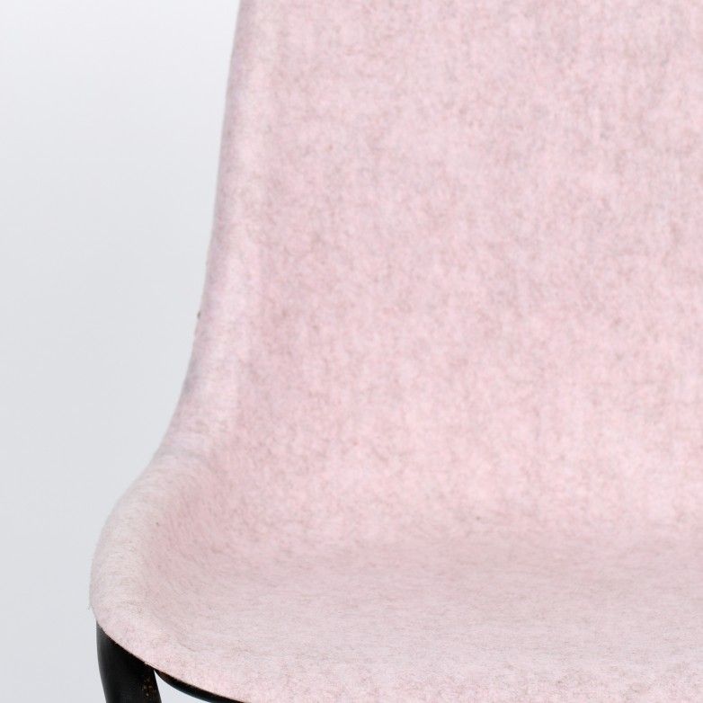 THIRSTY SOFT PINK CHAIR