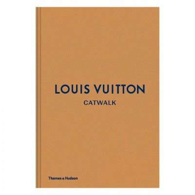 LOUIS VUITTON CATWALK BOOK
